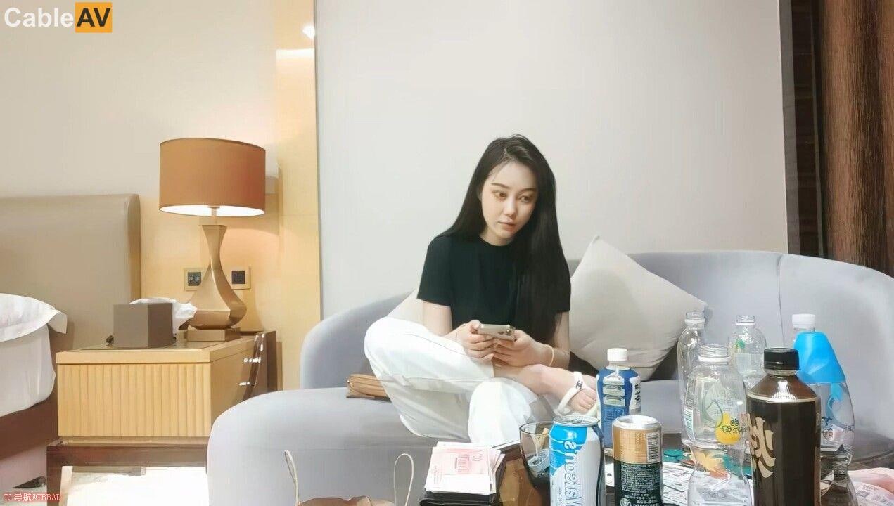 呦you女啪啪小雏_《对白超刺激精彩粗话av》高清原片完整播放